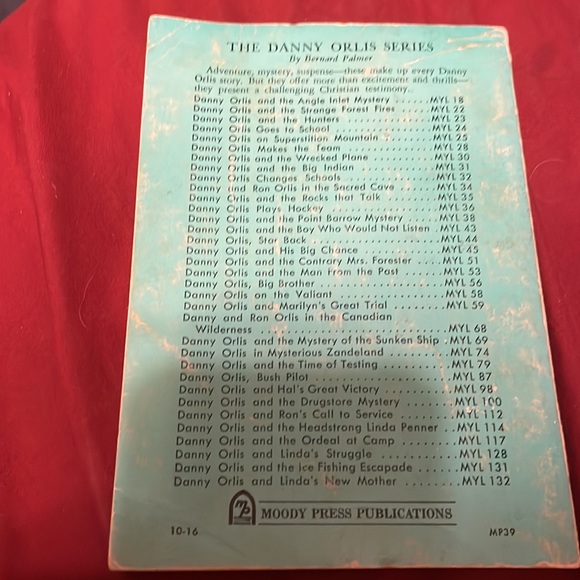 Vintage (1963) “Moody Bible Institute” book - Picture 3 of 6